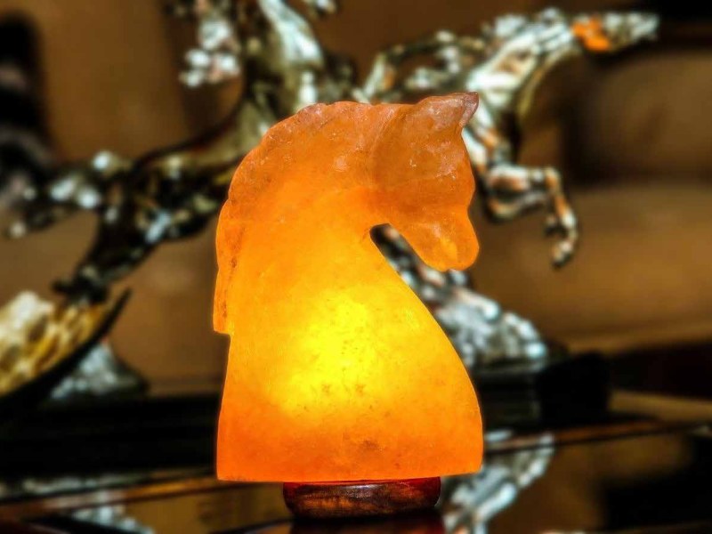 FIGURE SHAPE SALT LAMP 